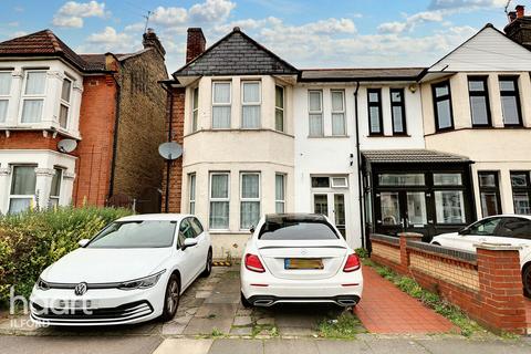 5 bedroom semi-detached house for sale, Wellesley Road, Ilford