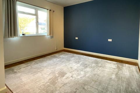 3 Dragons Mead, Axminster, EX13 5JY