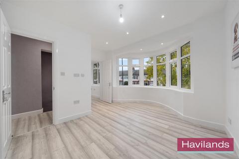 101a Halstead Road, Winchmore Hill, London, N21 3DR