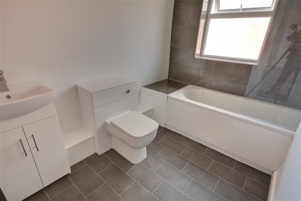 Maltkilnlane14 EN SUITE.jpg