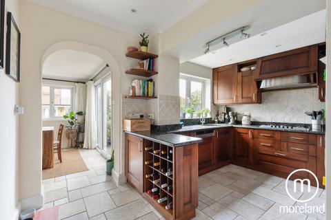 4 bedroom semi-detached house for sale, Cheviot Gardens, London NW2