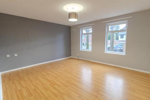 3 Westmoore Close, Nottingham, NG3 6ED