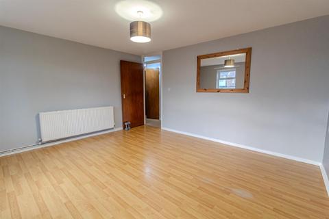 3 Westmoore Close, Nottingham, NG3 6ED