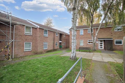 3 Westmoore Close, Nottingham, NG3 6ED