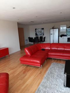 2 bedroom flat to rent, Leeds Street, Liverpool