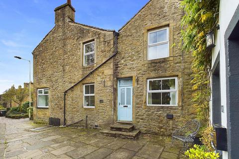 3 bedroom end of terrace house to rent, Elm Tree Square, Embsay, BD23