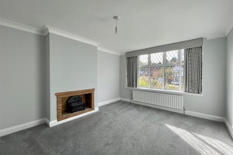 3 bedroom semi-detached house to rent, St. Helens Road, Solihull, West Midlands