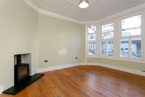 5 bedroom terraced house to rent, Belmont Road, Harrogate, HG2