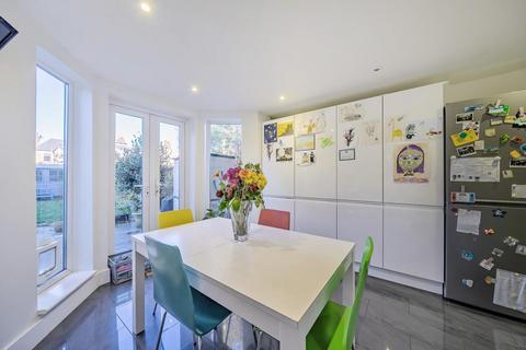 45 Whitbread Road, London, SE4 2BD