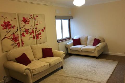 2 bedroom house to rent, Chequers Way, Southgate