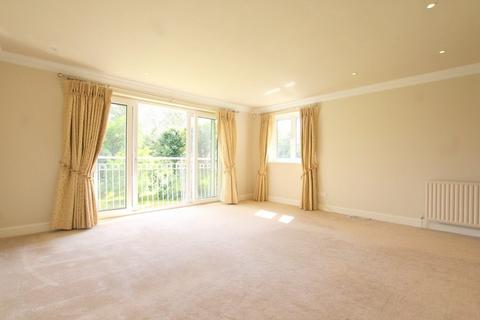 4 bedroom townhouse to rent, Bristol Gardens, London SW15