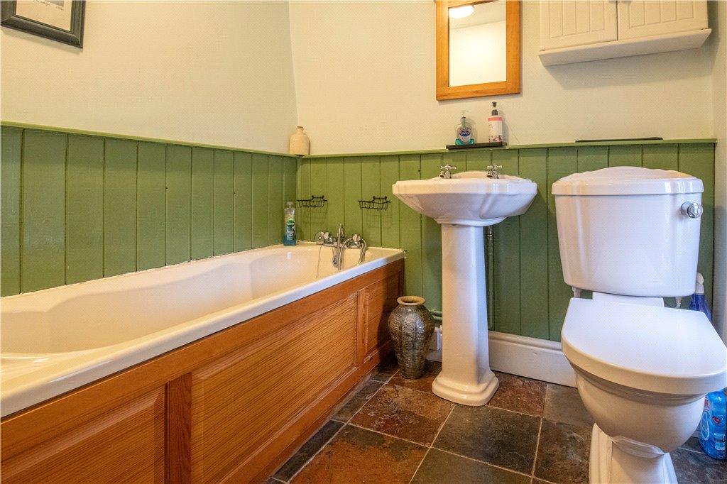 Cottage Bathroom