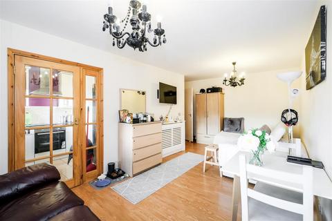 undefined, Lamorna Close, Walthamstow