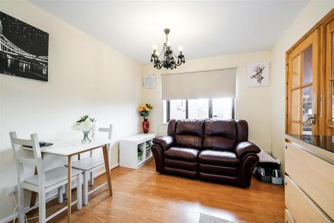undefined, Lamorna Close, Walthamstow