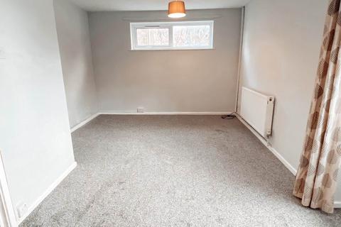 2 bedroom flat to rent, Ashcroft, Brompton Road, Weston-super-Mare