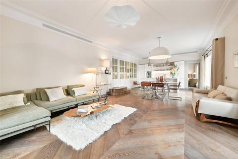 3 bedroom apartment for sale, Southampton Street, Covent Garden, WC2E