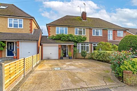 4 bedroom semi-detached house for sale, Longacres, St. Albans