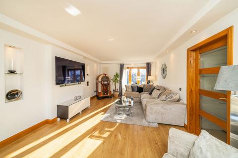 9 Greenside Place, Tayport, DD6 9DE