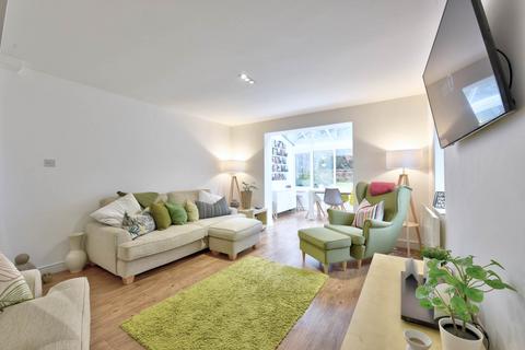 2 bedroom end of terrace house for sale, Leaver Road, Henley-On-Thames