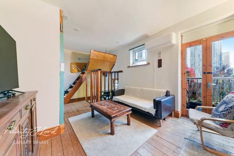 1 bedroom apartment for sale, Manchester Road, LONDON