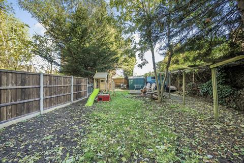 72 Ronver Road, London, SE12 0NJ