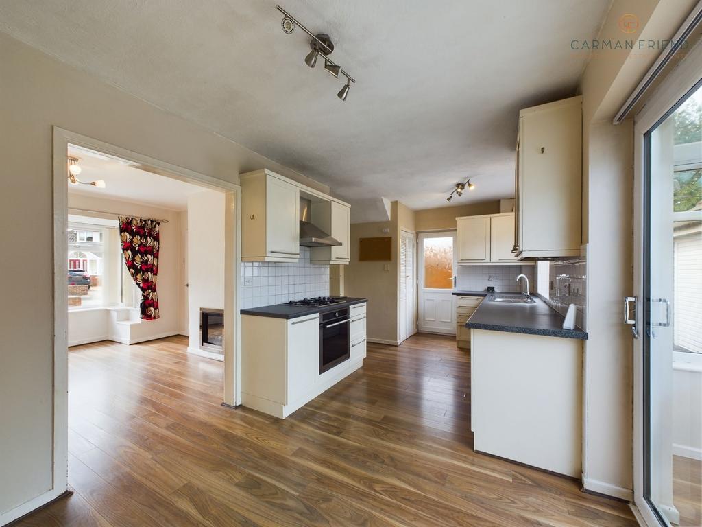 Kitchen/Dining