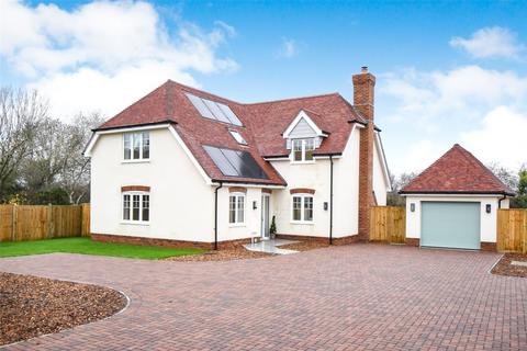 4 bedroom detached house for sale, Newbury Road, Thatcham RG19