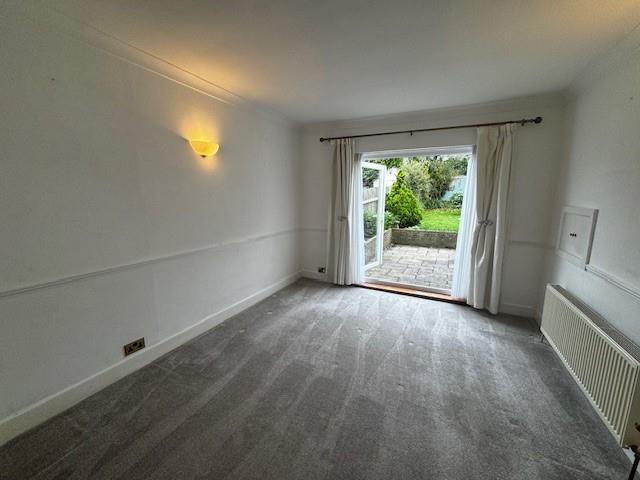 Dining room.jpg