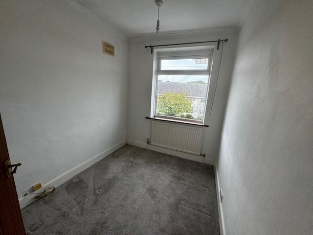 Bedroom 3.jpg