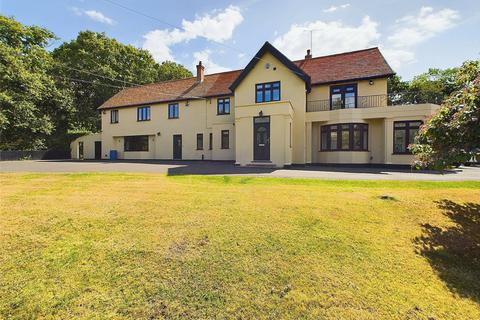 4 bedroom detached house for sale, Station Road, Wickham Bishops, Witham, Essex, CM8