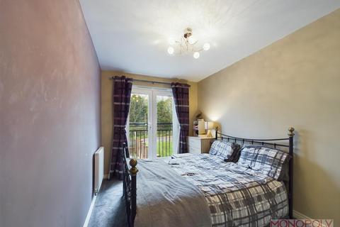 12 Lamberton Drive, Brymbo, Wrexham, LL11 5FN