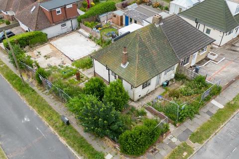 2 bedroom semi-detached house for sale, Derek Road, Lancing BN15