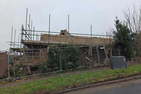 2 bedroom semi-detached house for sale, Derek Road, Lancing BN15