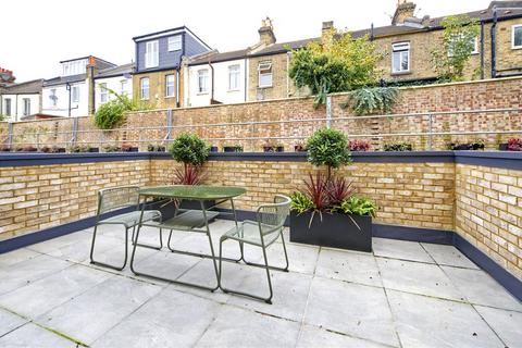 3 bedroom apartment for sale, 1023-1025 Garratt Lane, Tooting, London, SW17