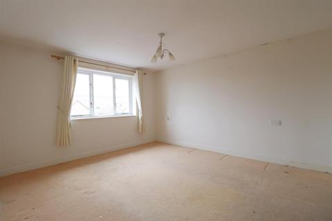 2 bedroom retirement property for sale, Nottage Crescent, Braintree