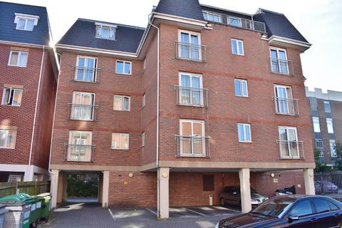 2 bedroom flat to rent, The Quarterdeck, Vectis Way, Portsmouth PO6