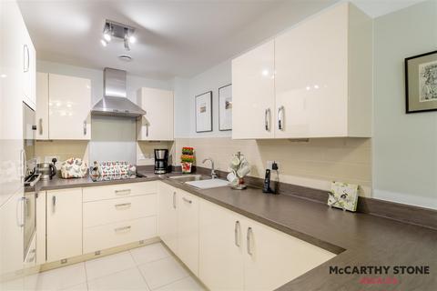 2 bedroom apartment for sale, Cardinal Court, Bishophill Junior, York