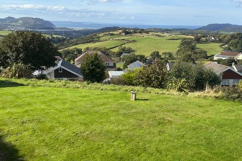 5 bedroom detached house for sale, Honeysuckle Lane, Colwyn Bay LL28