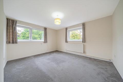 Flat D, 91 Victoria Drive, London, SW19 6PT