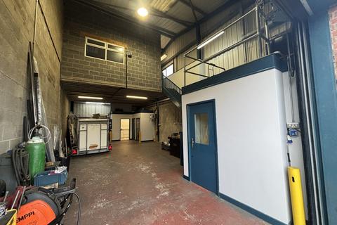 Industrial unit to rent, Unit G, Springvale Court, Sandbach, CW11 3HL