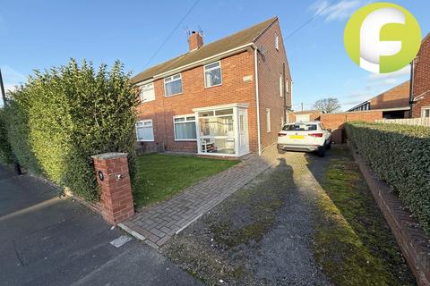 3 bedroom semi-detached house to rent, Netherton Avenue, North Shields, Tyne and Wear