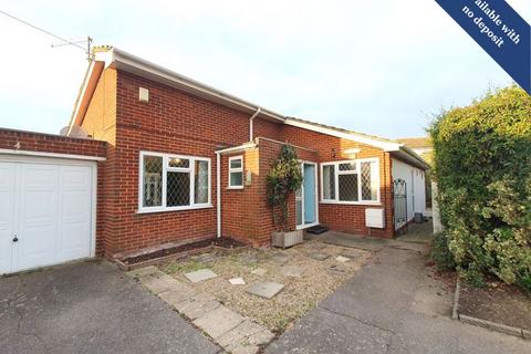 4 bedroom bungalow to rent, South Lodge Close, Whitstable, CT5