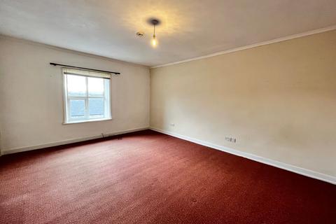 2 bedroom flat to rent, Park Road, Bingley, West Yorkshire, UK, BD16