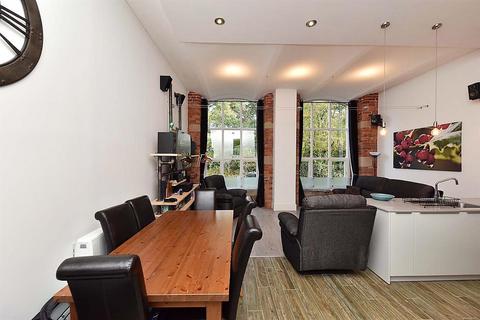 2 bedroom apartment for sale, Clarence Road, Bollington, SK10 5GT