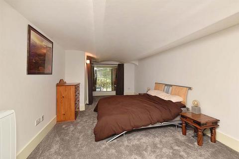 2 bedroom apartment for sale, Clarence Road, Bollington, SK10 5GT