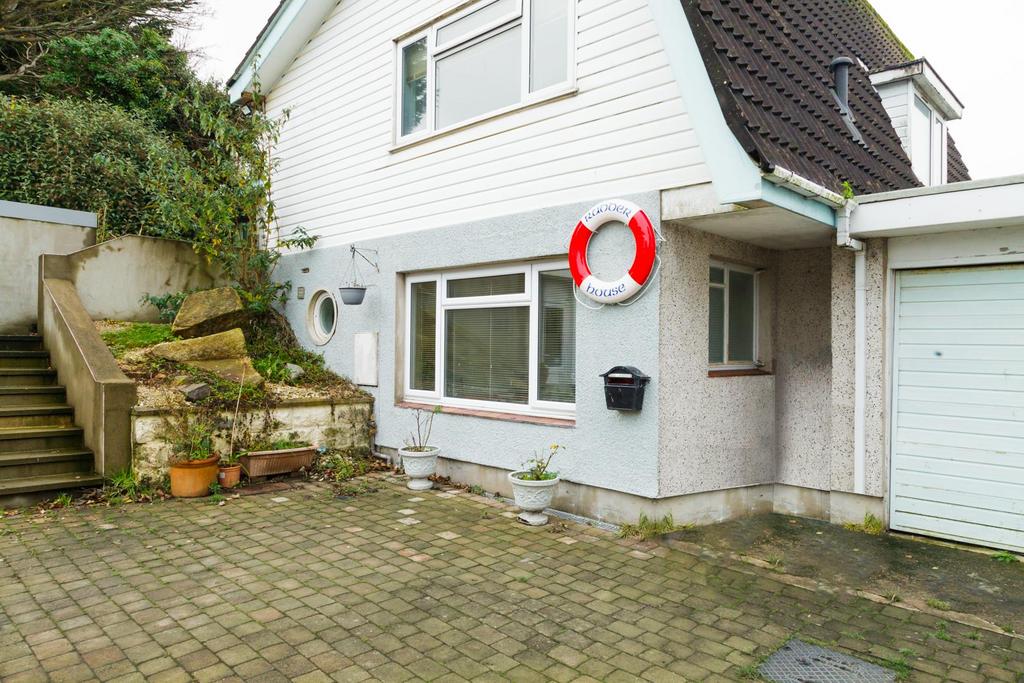 Westbourne Close, Ramsey 1 bed flat to rent £775 pcm (£179 pw)