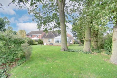 4 bedroom chalet for sale, Beech Close, Warboys