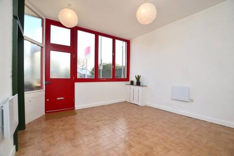 4 Station Road, London, SE20 7BQ