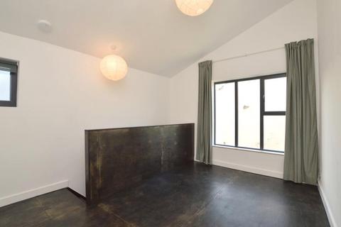 4 Station Road, London, SE20 7BQ