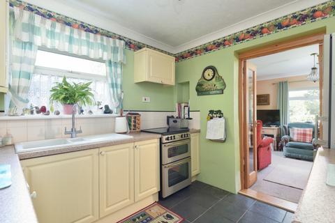 2 bedroom bungalow for sale, Maydowns Road, Chestfield